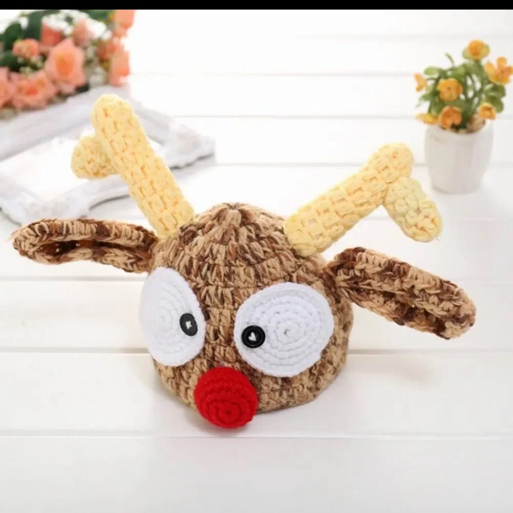 FINAL DROP 🚨 NEW crochet baby Christmas reindeer Rudolph deer themed beanie hat - Picture 3 of 3